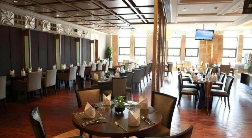 Chengdu Joyhub Air Hotel Екстер'єр фото